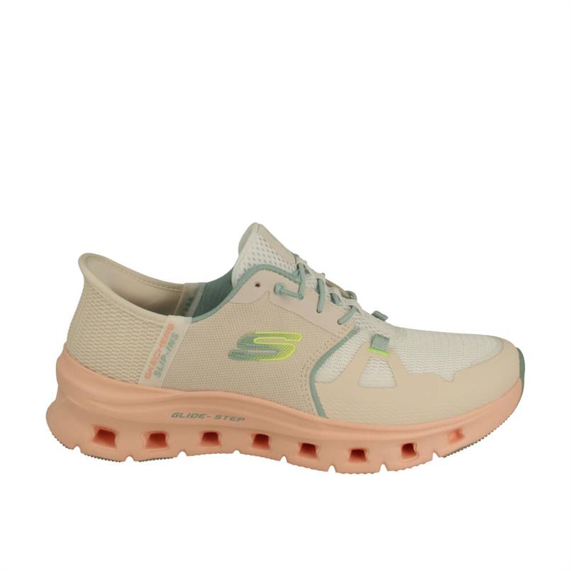 Skechers
